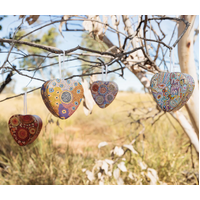 Warlukurlangu Aboriginal Art 4 Pack Heart Shaped Tin Giftset