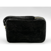 Better World Aboriginal Art Men's Suede Embossed Toiletry Bag - Sandhills (Black)