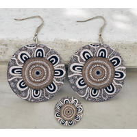 Windyigarn Aboriginal Arts Handmade Acrylic Earrings - Respect our Elders (4.5cms)
