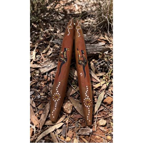 Skeenarang Booma - Bloodwood handpainted Music Sticks [30cm] - Red Kangaroo