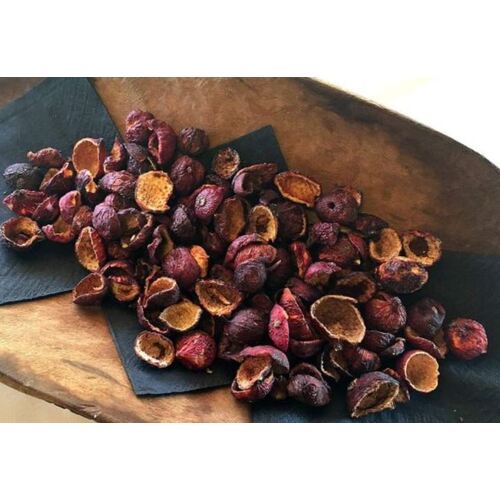 Quandong Fruit (dried halves) (100g)
