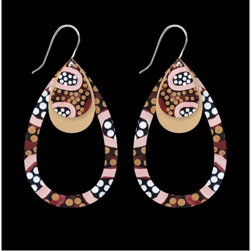 Moe Moe Design Silver Alloy Layered Outline Tear Drop Earrings - Country